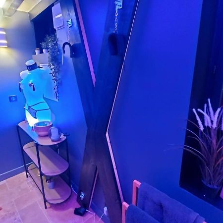 Loveroom Sauna, Balneo, Parking Prive Dans Le Centre De Ονφλέρ Εξωτερικό φωτογραφία