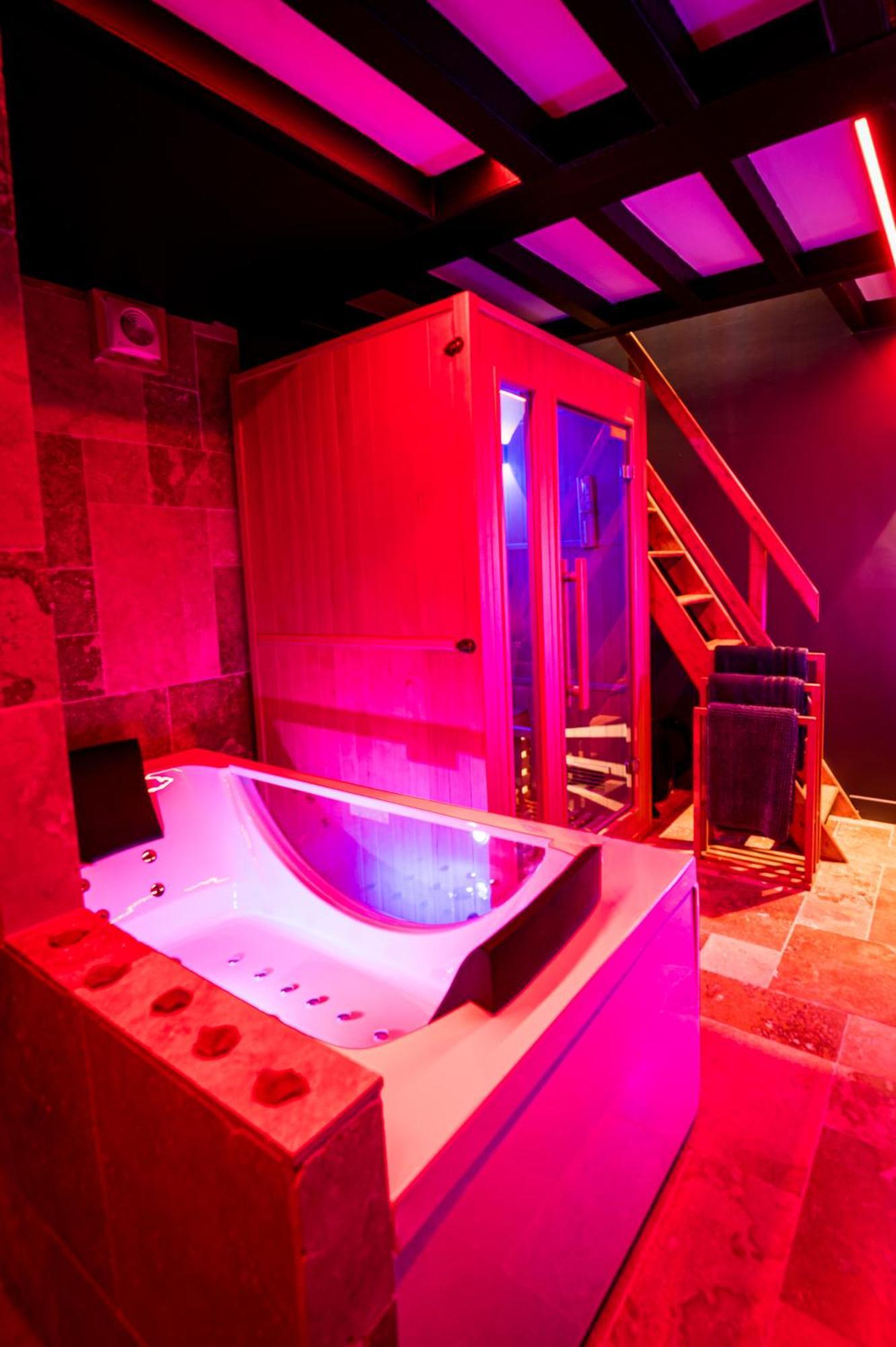 Loveroom Sauna, Balneo, Parking Prive Dans Le Centre De Ονφλέρ Δωμάτιο φωτογραφία